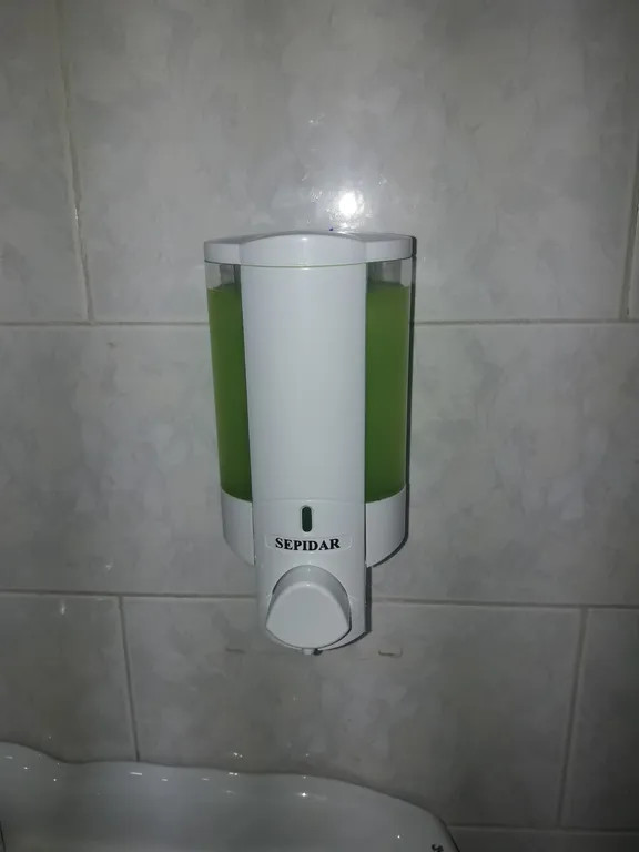 جا مایع دستشویی سپیدار مدل Dhanak